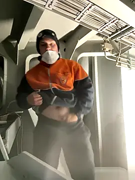 Snapshot of egor7777yd chatting on October 19, 1:58 pm egor7777yd online show from October 19, 1:58 pm