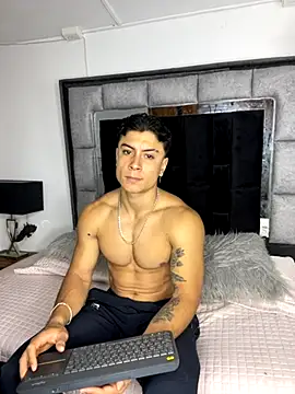 MR MUSCLE online show from October 30, 11:33 am