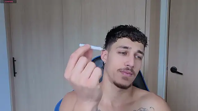 orionblaze69  online show from March 7, 10:40 pm