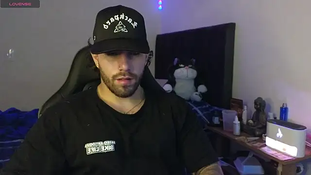 Ades Lowe online show from March 6, 5:26 am