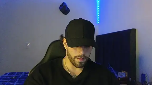 Ades Lowe online show from February 10, 6:29 am