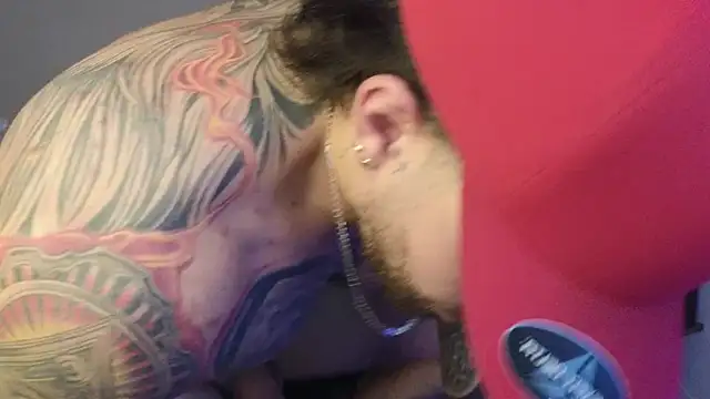 Ades Lowe online show from February 3, 6:40 am