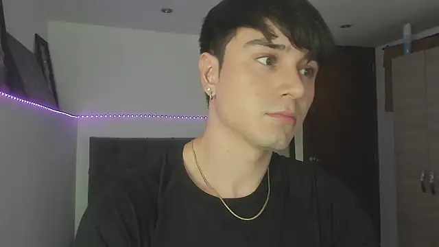 stevve 14 online show from December 16, 5:25 am