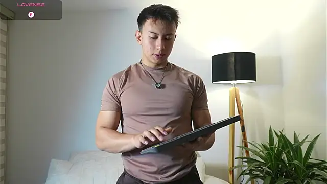 DeusbelliS online show from November 22, 8:36 am