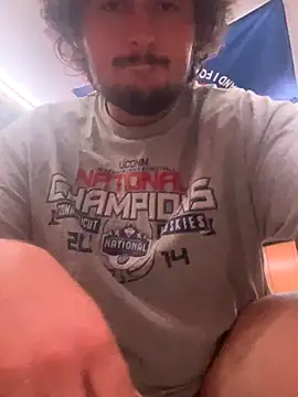 ThomasL4187 online show from November 3, 9:16 pm