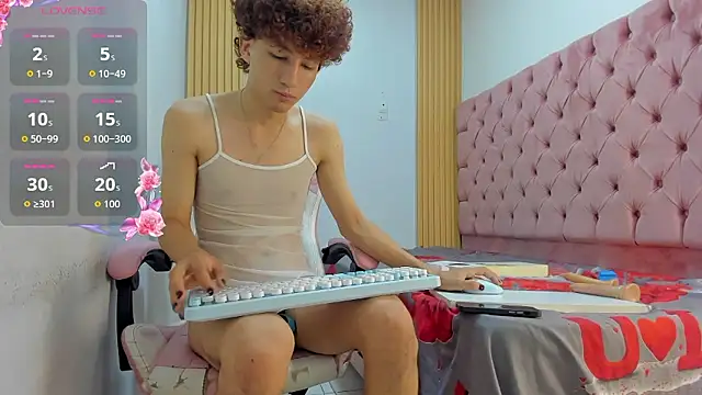 Darkknightx01 online show from January 15, 7:12 am