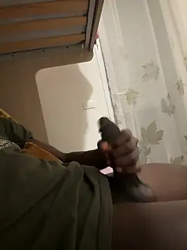 Madux12 online show from April 28, 10:25 pm