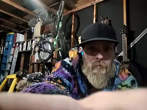 thejuicybacon online show from January 7, 5:34 am