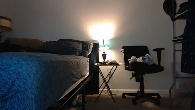 Snapshot of The1BBC chatting on October 30, 1:52 am The1BBC online show from October 30, 1:52 am