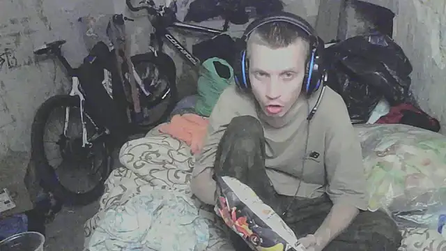 makarov1993 online show from September 10, 8:46 am