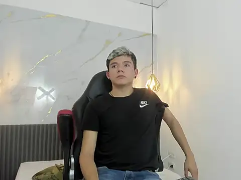 AndyFame1 online show from February 17, 6:18 pm