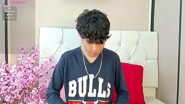 Snapshot of Axel__Evans chatting on October 20, 12:20 pm Axel  Evans online show from October 20, 12:20 pm