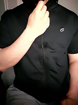111owo111 online show from July 10, 2:53 pm