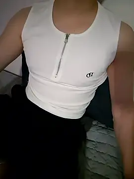 111owo111 online show from June 27, 3:17 pm