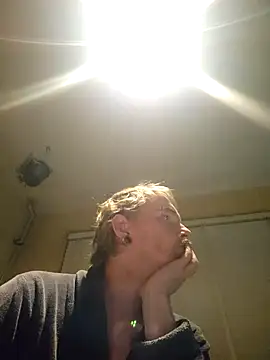 piercingpik online show from December 14, 5:53 pm