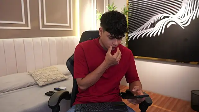 Ethan occonor online show from January 17, 1:03 pm