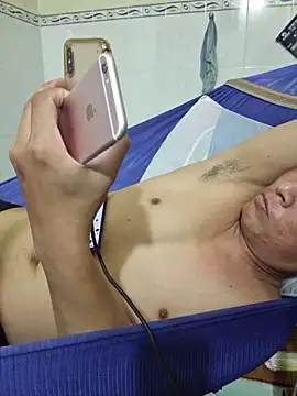 ducpham6565 online show from December 22, 5:48 am