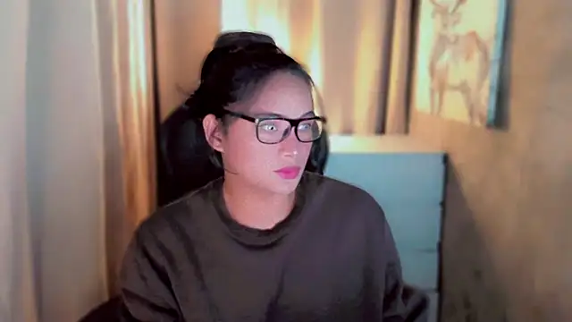 kaicromwell  online show from September 16, 10:49 am