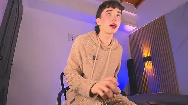 austin rouse online show from January 11, 9:07 pm