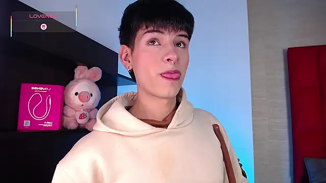 Ezra Storm online show from December 14, 5:36 am