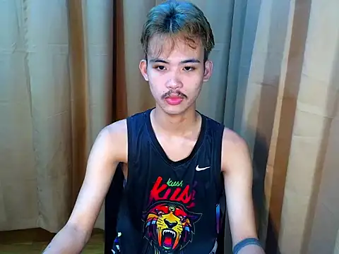 Urasiancumboix online show from June 26, 10:40 am