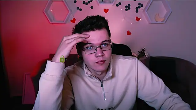 Snapshot of lucas_long_ chatting on October 7, 7:07 pm lucas long  online show from October 7, 7:07 pm