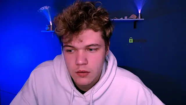 lucas long  online show from December 16, 2:46 pm