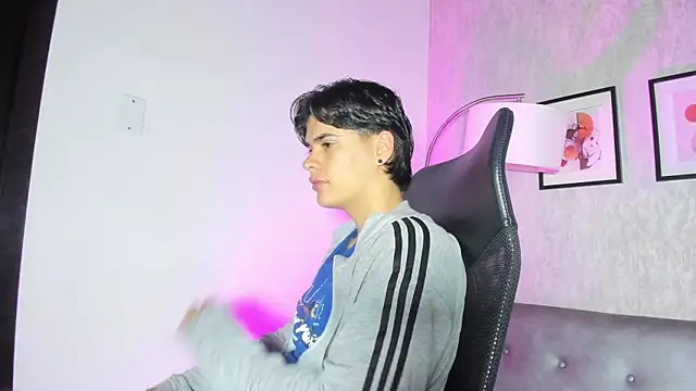 BenitoSaenz online show from October 7, 11:47 am