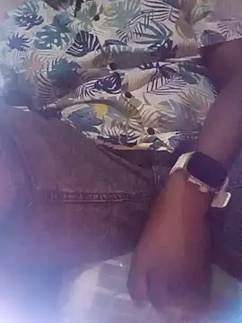 OnlyMoneyIwanT online show from September 26, 9:01 pm