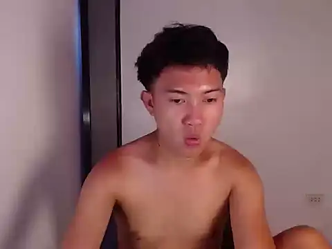 onebigloadxxx online show from April 24, 4:26 am