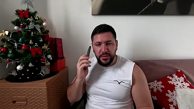 Gold Alpha Boy online show from December 17, 10:11 am