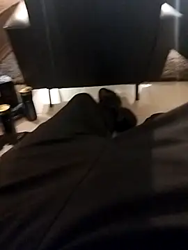 idhem   31 online show from February 22, 8:43 pm