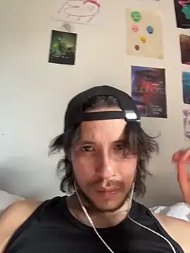 Luxx 14 online show from February 20, 9:05 pm