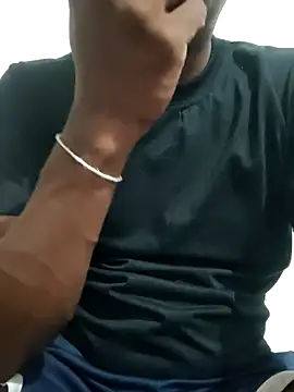 Bullboy8in online show from September 15, 5:58 pm