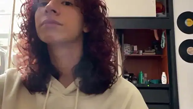 camille delrey online show from January 7, 6:46 pm