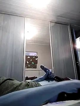 12dery online show from September 15, 8:10 pm