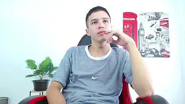 Cumandres18 online show from October 18, 2:22 pm