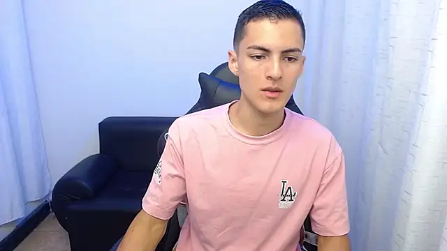 Matiius18 online show from February 2, 2:47 pm