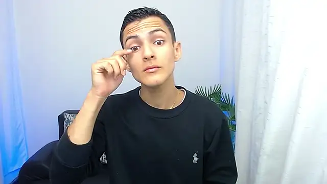 Matiius18 online show from October 18, 1:49 pm