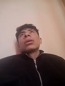 Snapshot of Rolito69 chatting on September 21, 9:15 pm Rolito69 online show from September 21, 9:15 pm