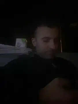 Snapshot of Junior17cm_1993 chatting on November 1, 5:22 am Junior17cm 1993 online show from November 1, 5:22 am