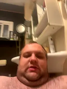 ArturoElPeque online show from November 11, 8:47 pm