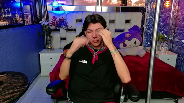 alandelrey57 online show from March 14, 1:18 pm