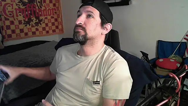 DevilPup75  online show from October 24, 7:54 am