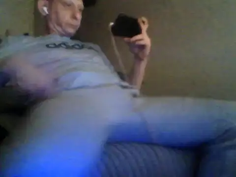 Thoma9034 online show from March 31, 7:04 pm