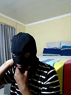 Snapshot of BellsStyles chatting on October 15, 3:25 am BellsStyles online show from October 15, 3:25 am