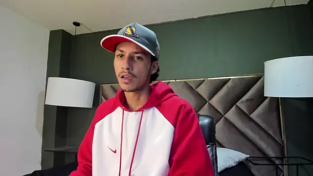 Marcus Jeron online show from November 7, 3:21 am