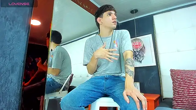 Matteo12  online show from September 24, 4:01 am