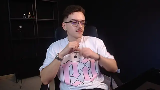 FelixStarkk online show from June 5, 5:34 am