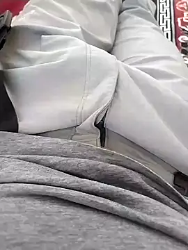 zorhotty online show from January 13, 8:30 am